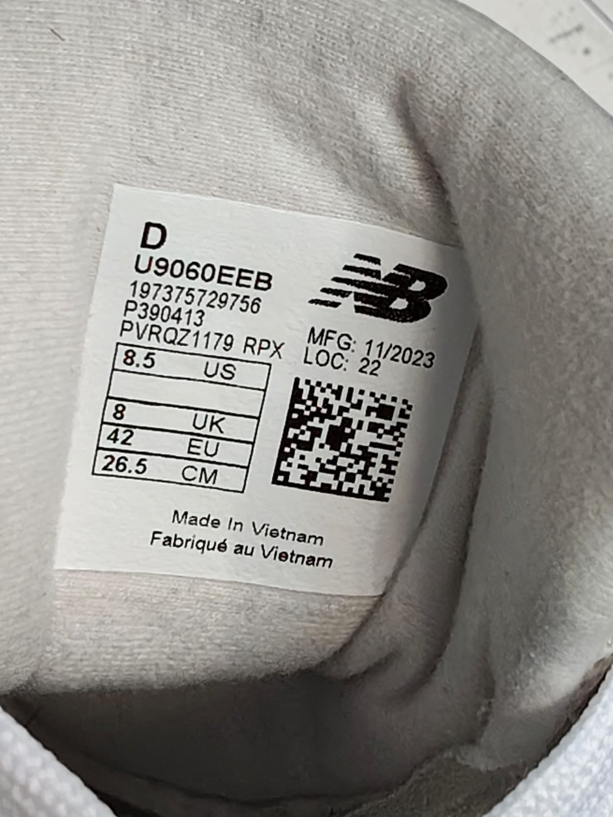 New Balance 9060 - Bon état