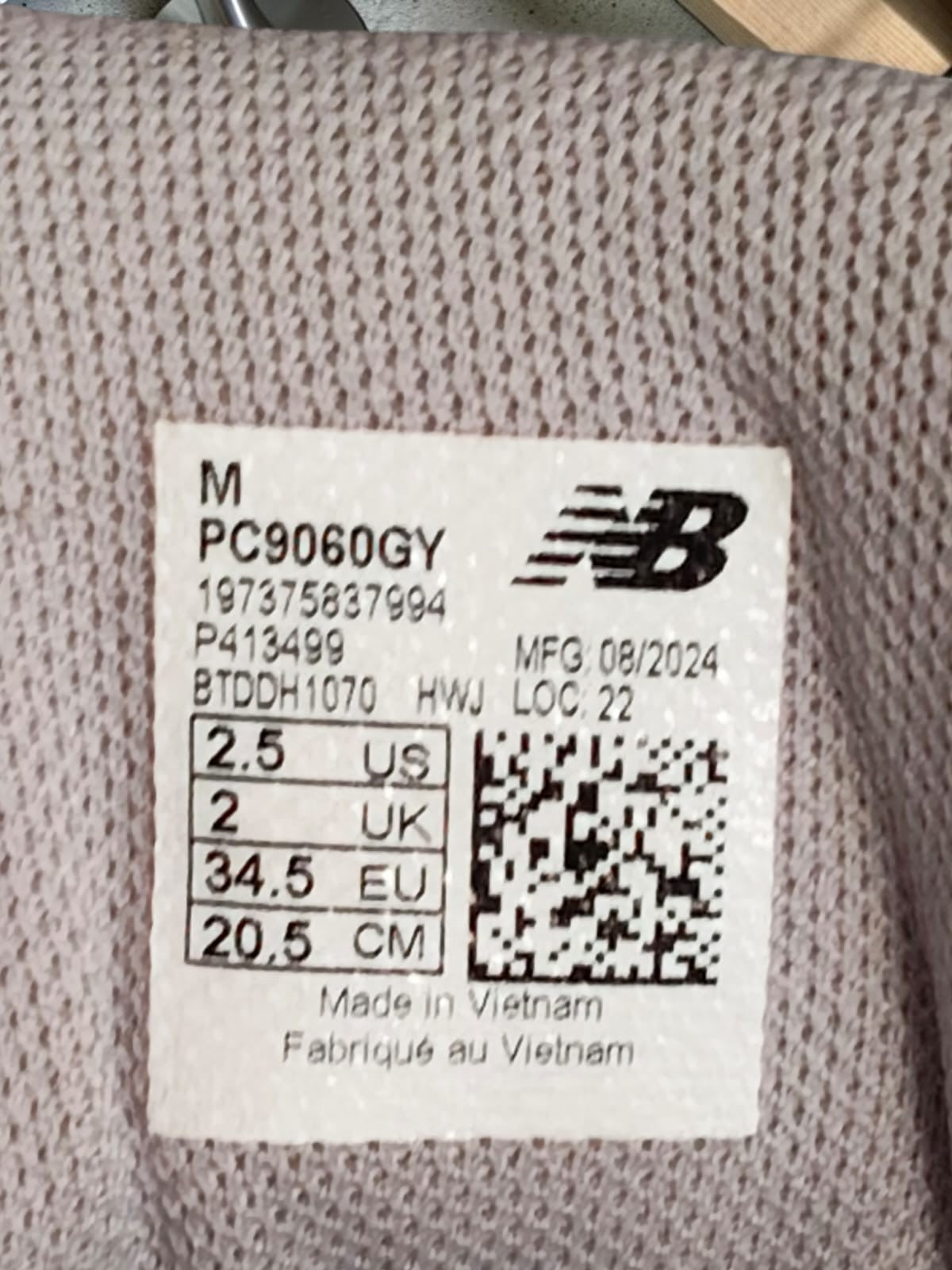 New Balance 9060 - Bon état