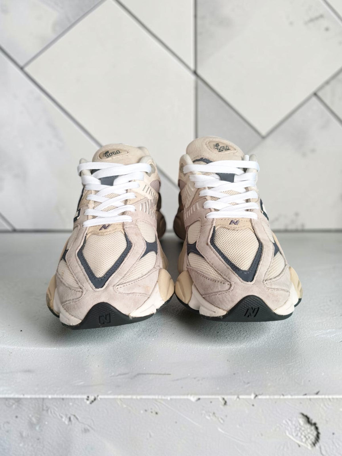 New Balance 9060 - Bon état