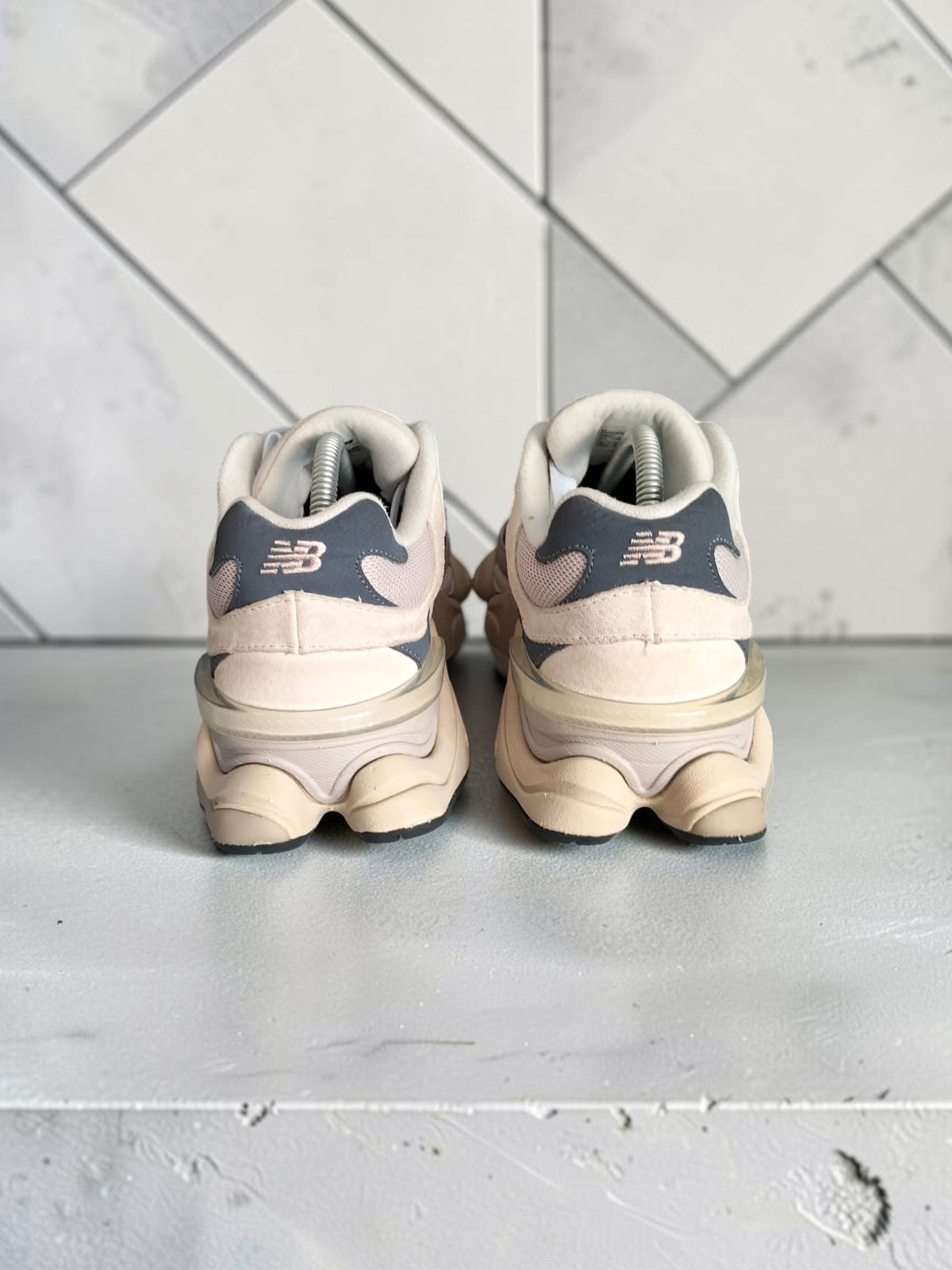 New Balance 9060 - Bon état