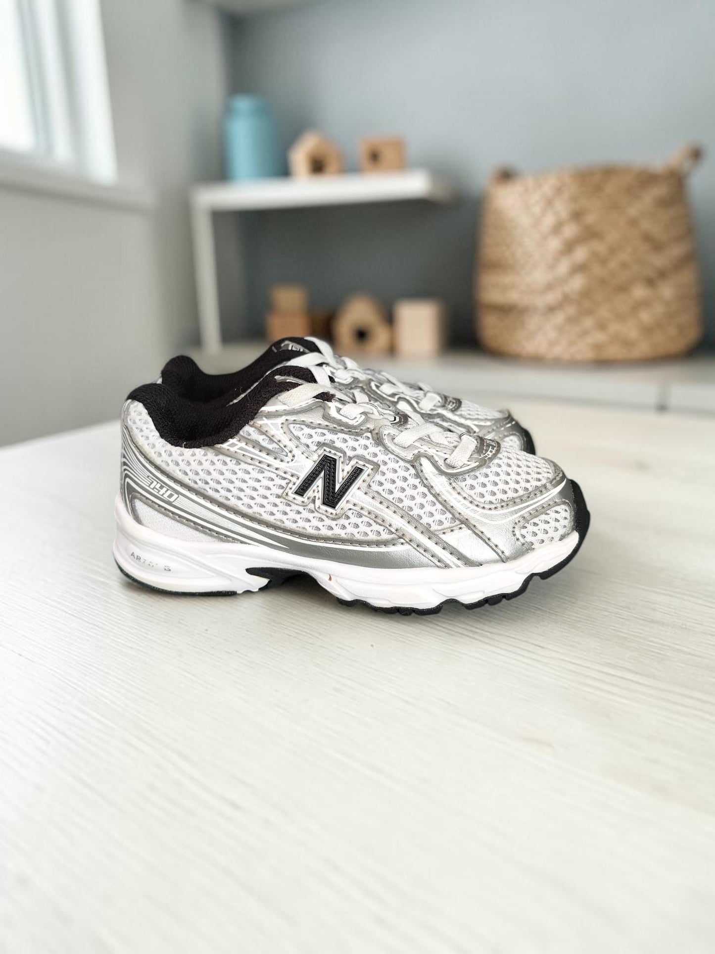 New Balance 740 - Très bon état
