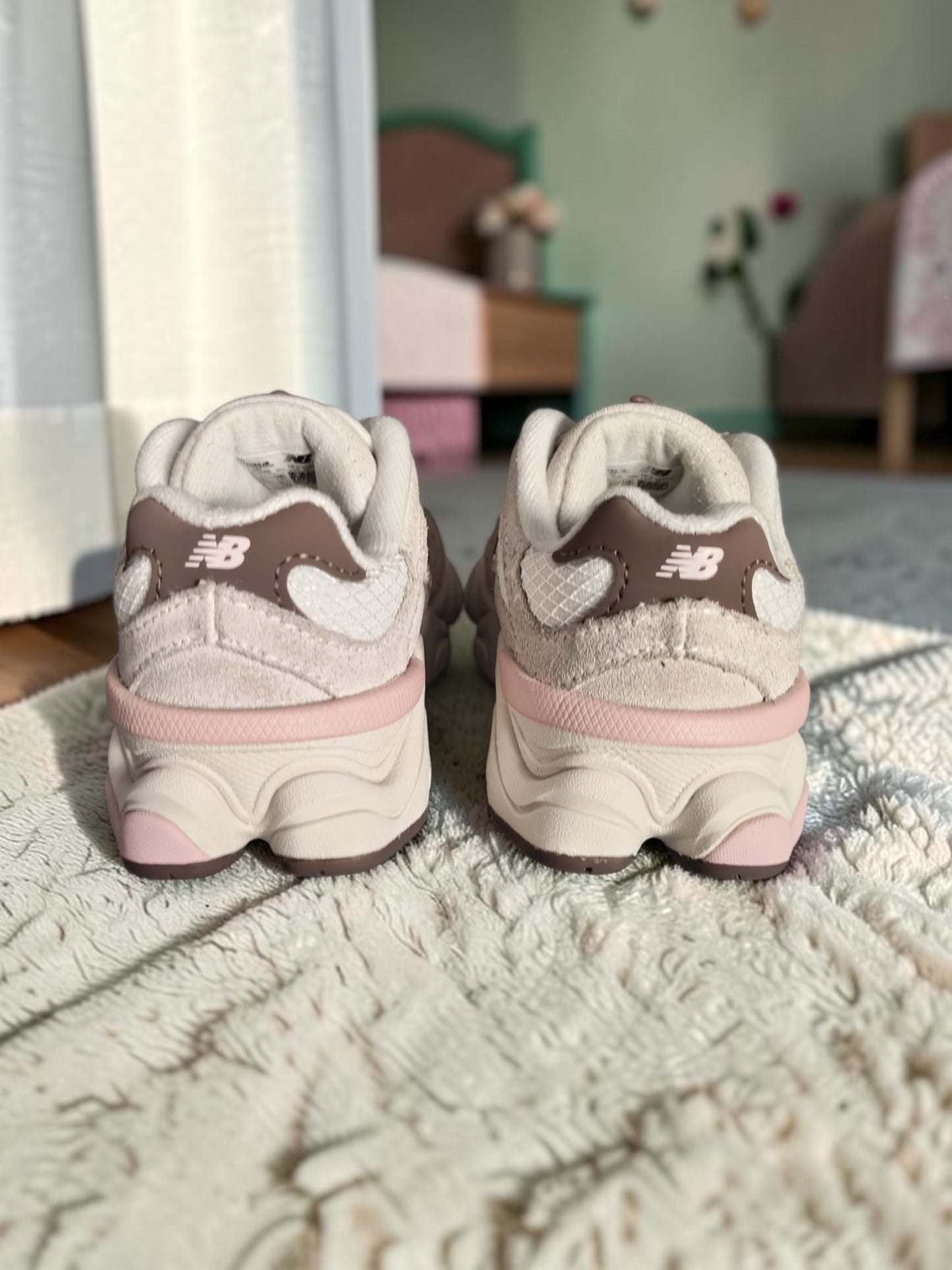 New balance 9060